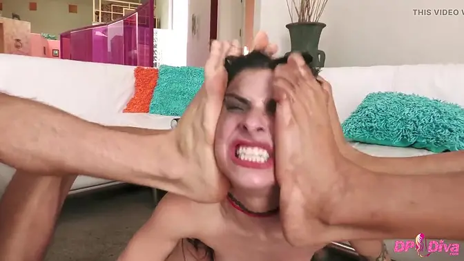 Petite babe Kaitlyn Katsaros takes double anal penetration and fisting