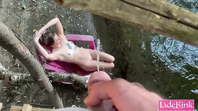 Piss-drinking slut gets humiliated in golden shower