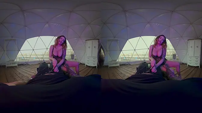 PURITYVR Curvy milf with Manuela Ferrari