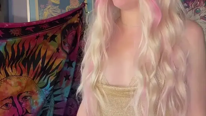 Real hot MILF educates on blindfolded sensory sex