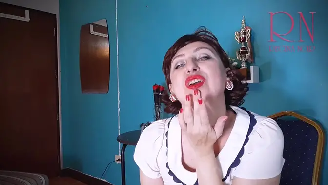 Red lipstick kissing teasing by Regina Noir 