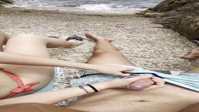 Risky Outdoor Handjobs on Holiday