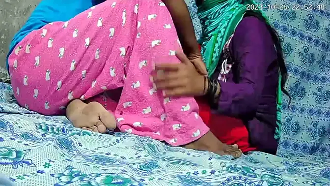 Russian babe gets her cream pie in a French threesome