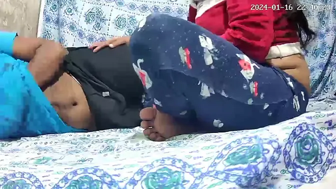 Russian bombshell with big ass fucks in hotel room