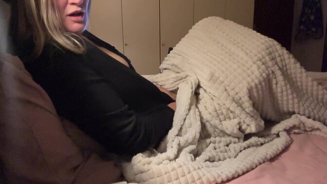 Russian MILF cheats and gets two climaxes in lingerie