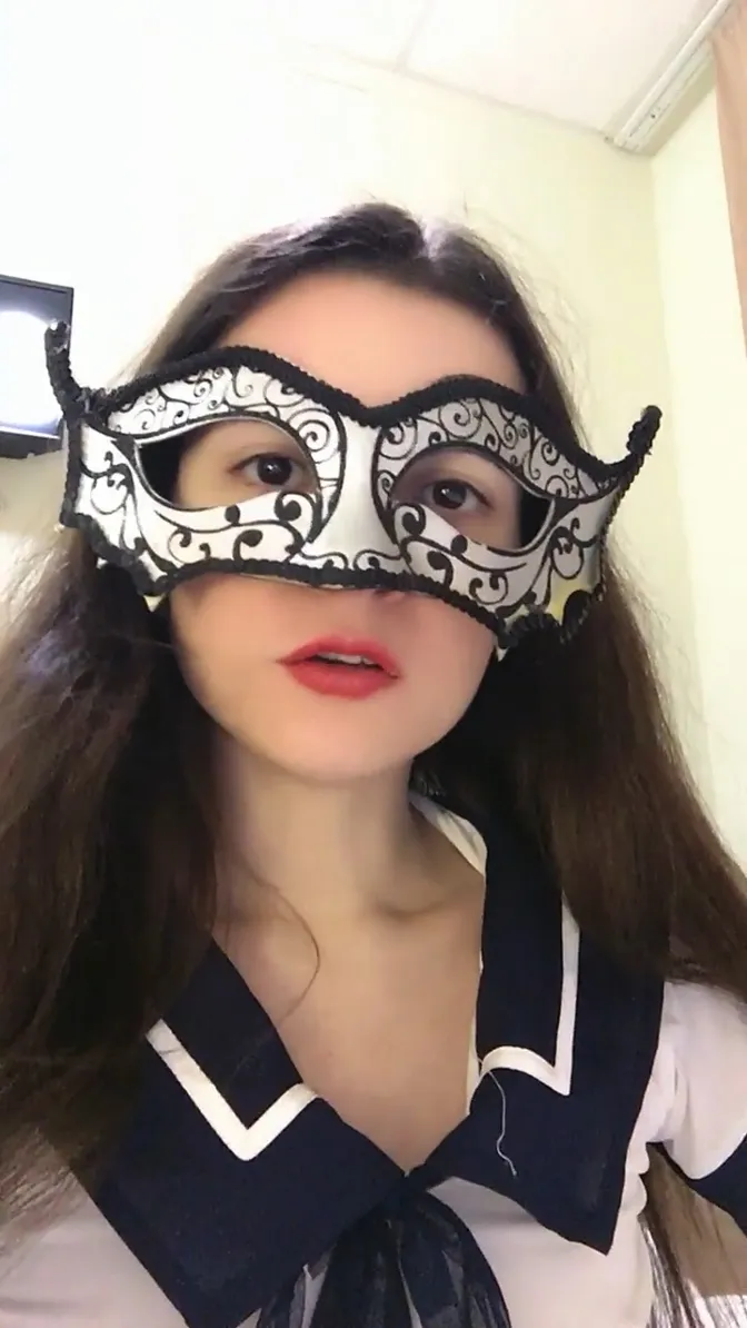 Russian Teen's Shaved Pussy & Dirty Talk