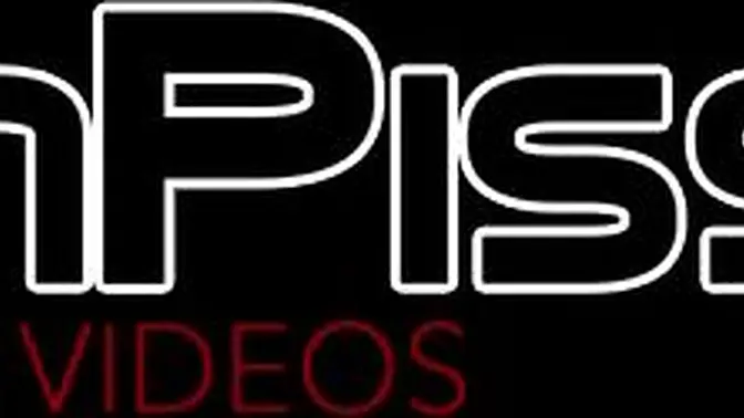 Secretly captured Japanese babe pees outside on a sunny day