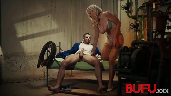 Seductive blonde in stockings gets hard anal and cumshots