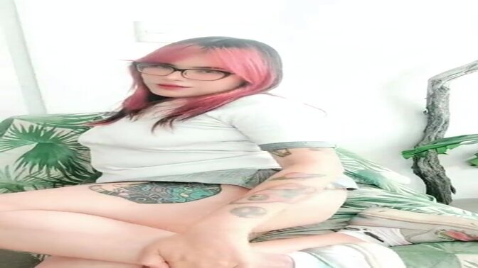 Sex in booths (True story) Cumshot on my face (Covered in semen by strangers)