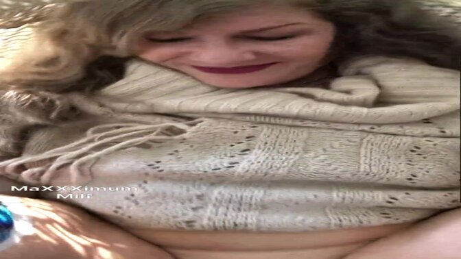 Sexy mature wife gets fucked in a hammock outdoors POV style 