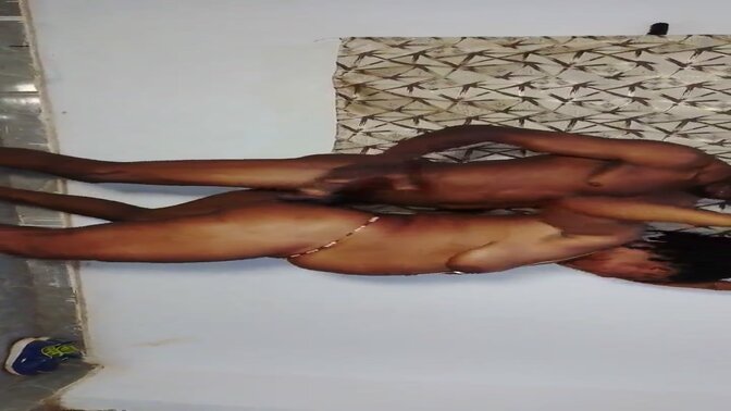 Sexy mature woman wants a young dick