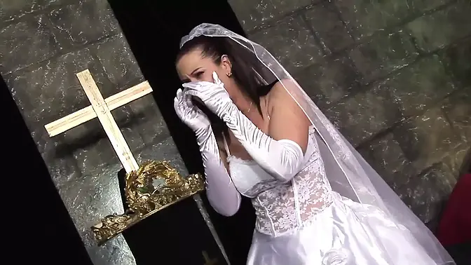 Sexy tattooed MILF Tanya Cox gets banged hard