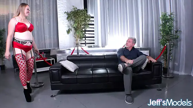 Shayla Pink's Huge Ass Gets Paid in Exchange