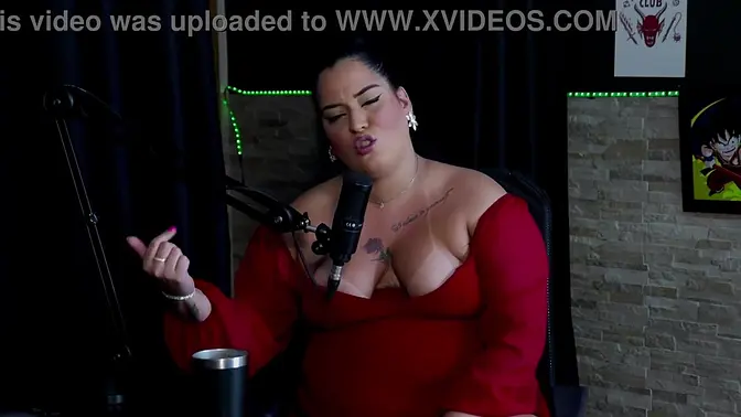 She cums very easily &mdash;  she had a threesome experience &mdash;  she did her first dp &mdash;  she has a tutorial on how to give it up the ass &mdash;  and the man who fainted    - Pri Melancia (WATCH ON: SHEER/RED)