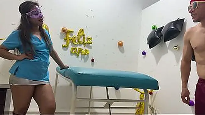 Shy but Perverted: Doctor's Amateur Blowjob and Cowgirl Ride
