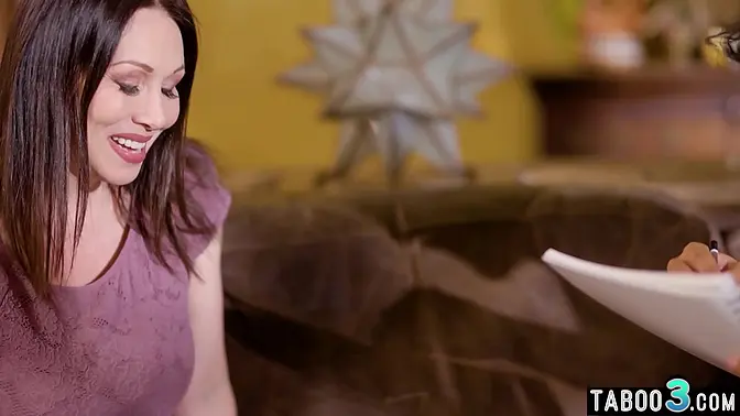 Shy stepson gives blowjob to busty MILF stepmom Rayveness