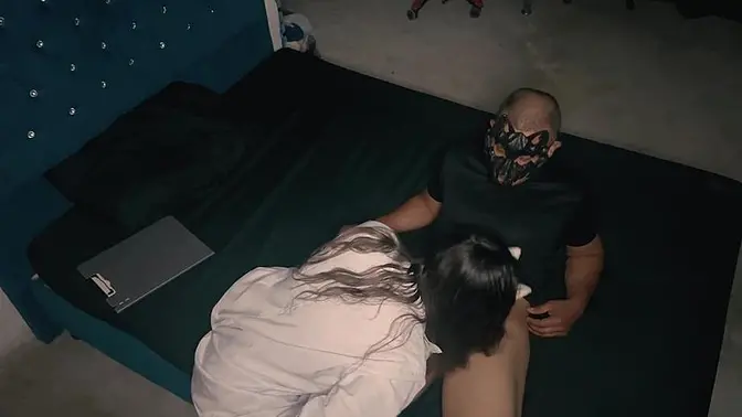 Skinny Latina seduces her black dick therapist
