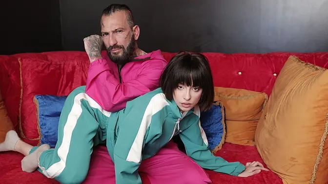 Skinny sugar babe takes big dick in cowgirl and gets sloppy blowjob