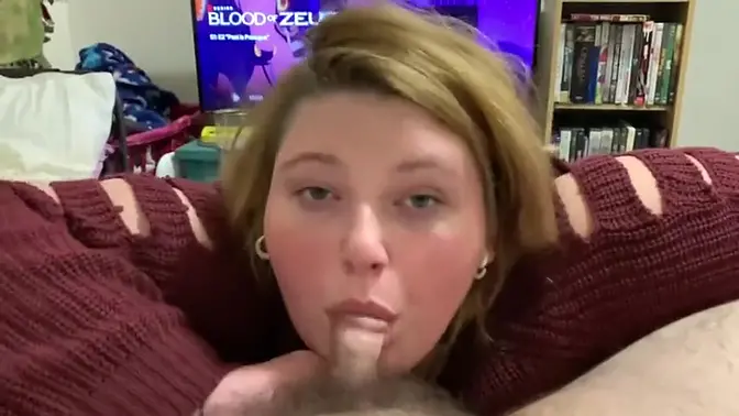 Slutty BBW takes a double penetration