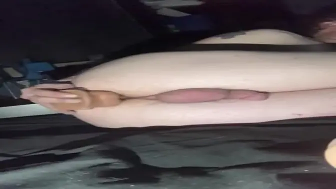 Slutty MILF gets toned and fucks herself with toys