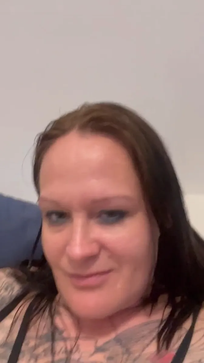 Sneak peek of wet and juicy masturbation play