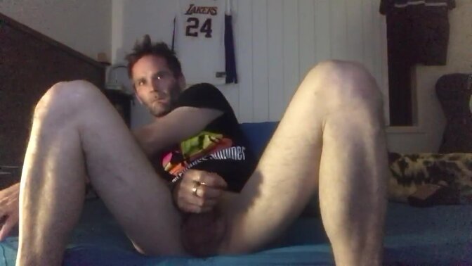 Sneaky Cumshot while friend in the shower