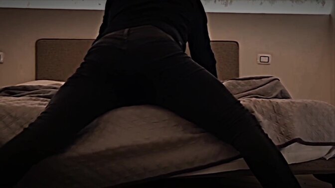 Solosexual pleasure with a delicious cumshot