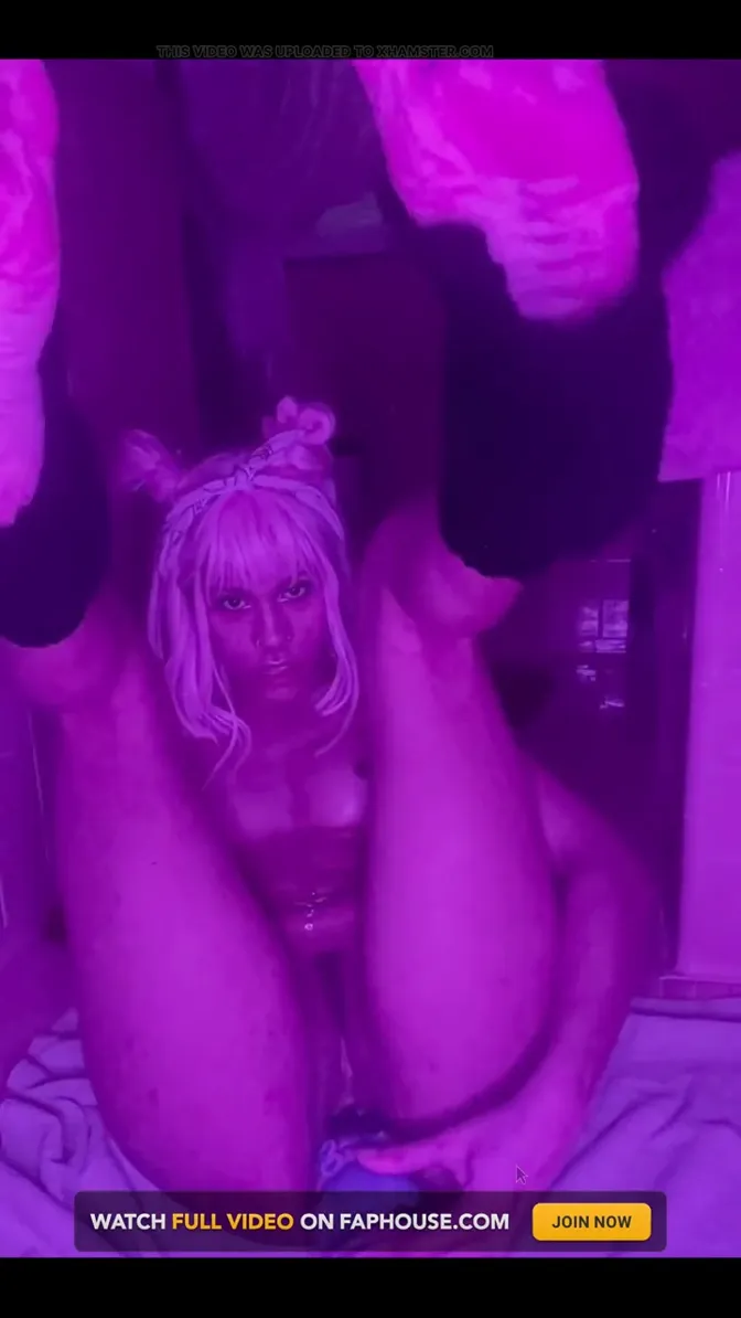 Squirt Goddess - Wet and Wild Toy Play