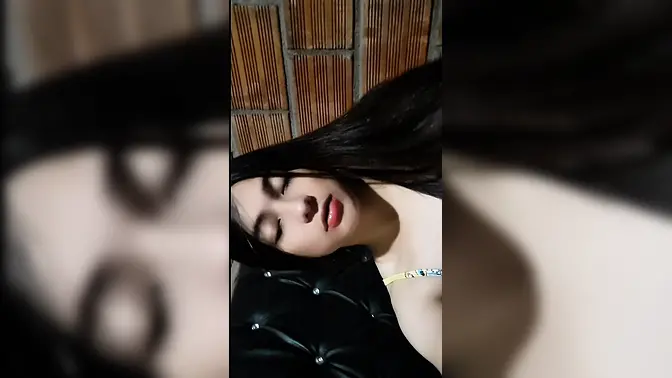 Step sis gets her huge ass blacked by her stepbrother