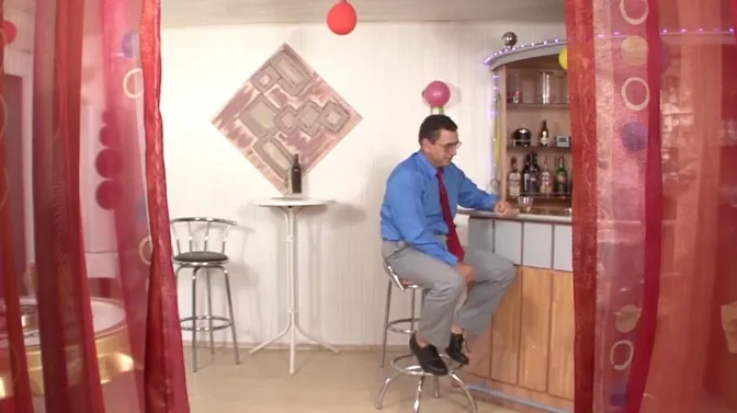 Stepmom tests new BF's loyalty, gets hard poked on tape