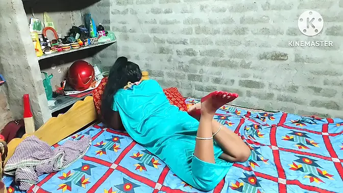 Stepsister eats pussy while steprother gives her a full night massage