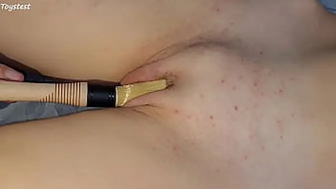 StepSister's wet pussy gets licked and fucked by paint brush