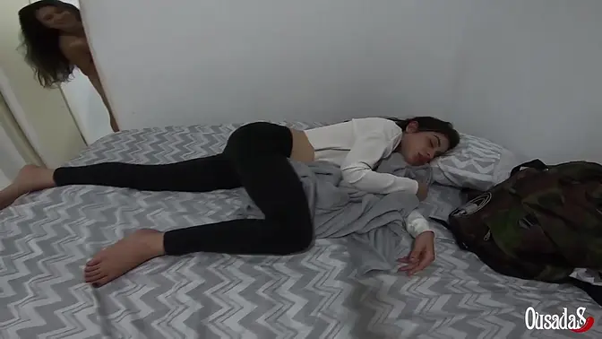 Sumaya Ganesha and Anne Bonny share Higor Negrao and Big Bambu in bath