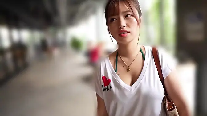 Super beauties drive men wild, but can't resist pussy eating