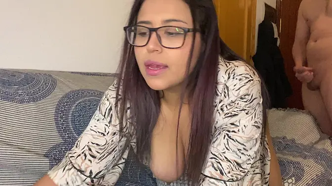 Surprised MILF gets a big creampie