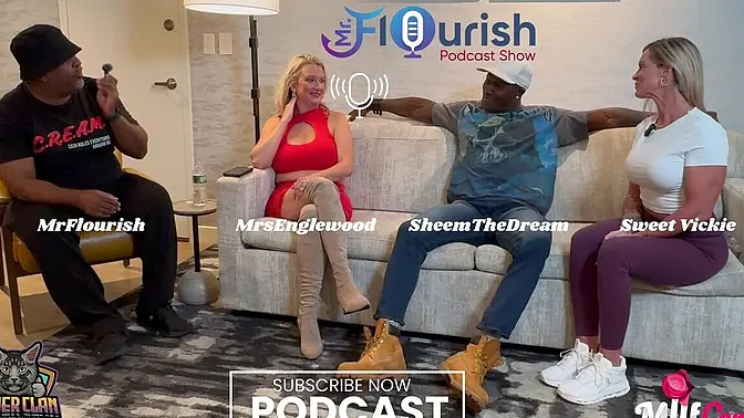 Sweet Vickie and Mrs  Englewood charm 19-year-old actor