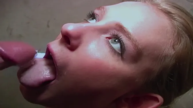 Tattooed Natalie Norton takes long, lucky cock for a classic summer day