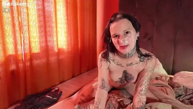 Teen girl reluctantly deep-throats big cocks