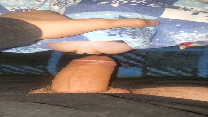 Thick and juicy girlfriend gets filled with cream