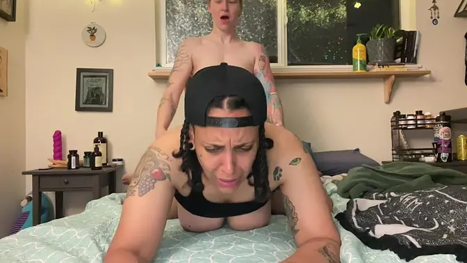 Thick ebony girlfriend gets pounded doggystyle