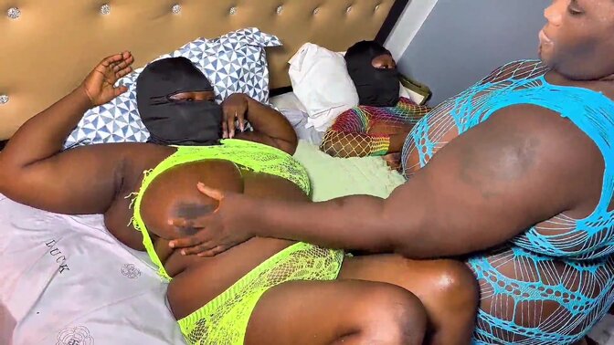 Three Ebony Big Titty Girls With Huge Boobs Have A Lesbian FFF Threesome {Full Video On Membership}