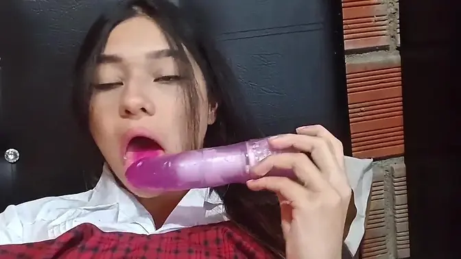 Tight black-haired babe's ass gets fucked hard in anal creampie part 1