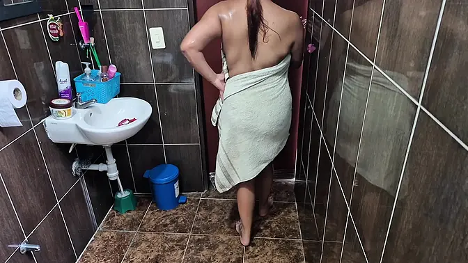 Tired Wife fucks her friend's hot boyfriend