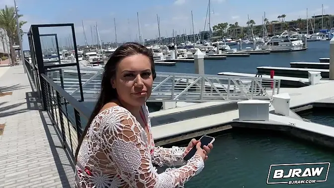 Tori Avano's sloppy blowjob with deepthroat