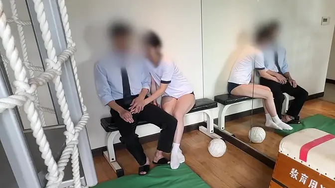 Two cute amateur Japanese girls get a creamy dose