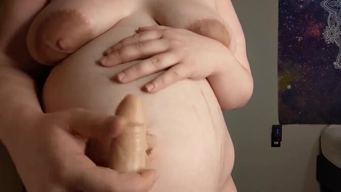 Two hot babes share lucky guy in FFM threesome