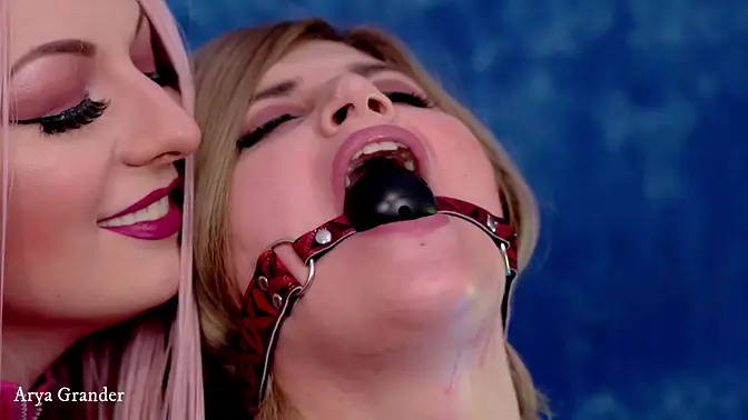 Two Hot Lesbians Gag and Play with Ice