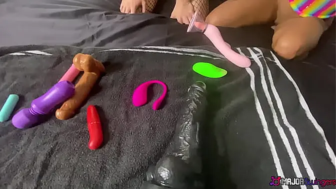 Two sexy MILFs share huge BBC in steamy threesome