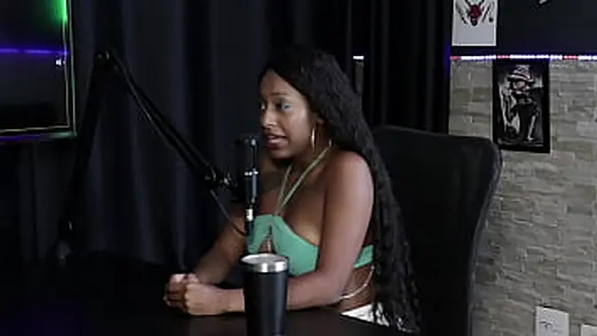 Vicky Menage: Curious Client Gets Double Anal and Discipline