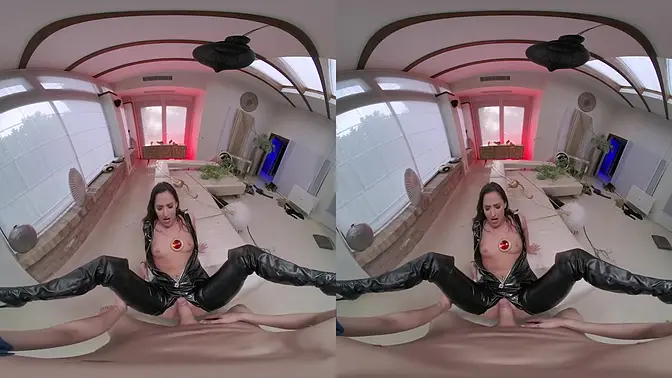 Virtual Reality Fantasy with Amirah Adara